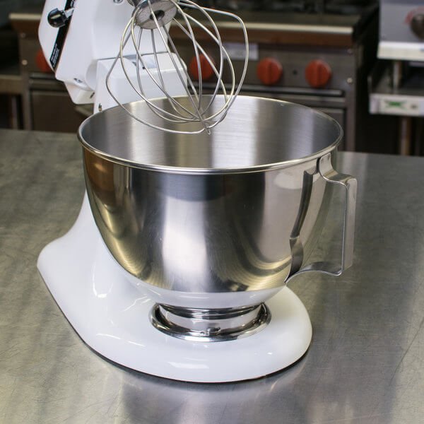 https://www.bestbeforefood.com/cdn/shop/products/kitchenaid-45qt-mixing-bowl-with-handle-for-stand-mixers-k45sbwh-245769.jpg?v=1675666100